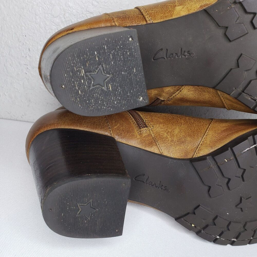 Clarks Indigo Women’s Distressed Brown Leather Ankle Boots Heels Sz US 11M - Picture 11 of 14